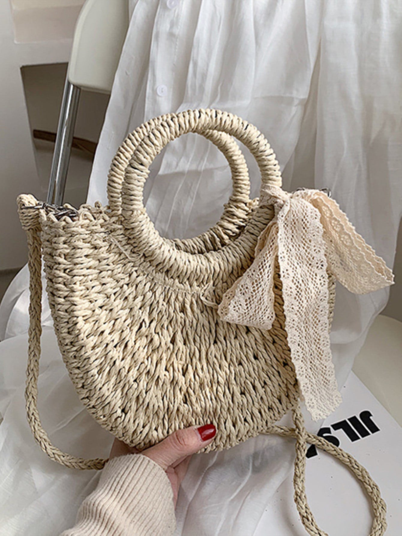 Yogodlns Straw Woven Crossbody Shoulder Bag Daisy Decor Handmade Small Purse Handbag Bohemia Summer Bag, Eye-Catching Beach Bag Summer