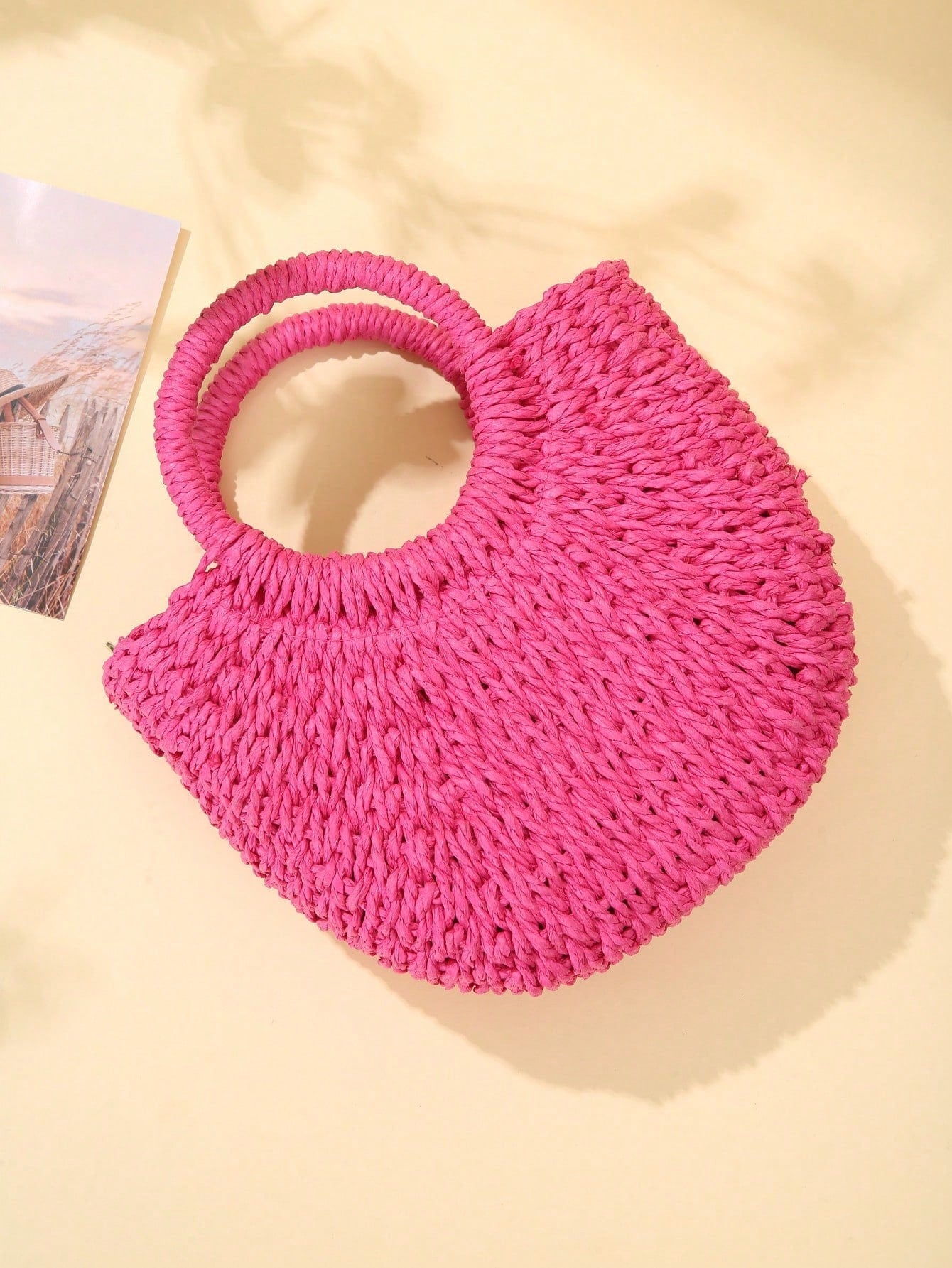 Yogodlns Straw Woven Crossbody Shoulder Bag Daisy Decor Handmade Small Purse Handbag Bohemia Summer Bag, Eye-Catching Beach Bag Summer