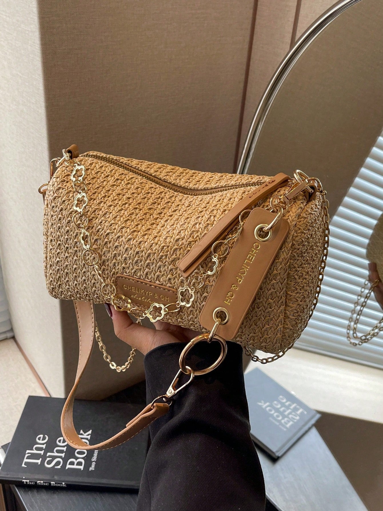 New Spring/Summer Contrast Striped Woven Straw Shoulder Bag, Fashion Letter Decor Women's
