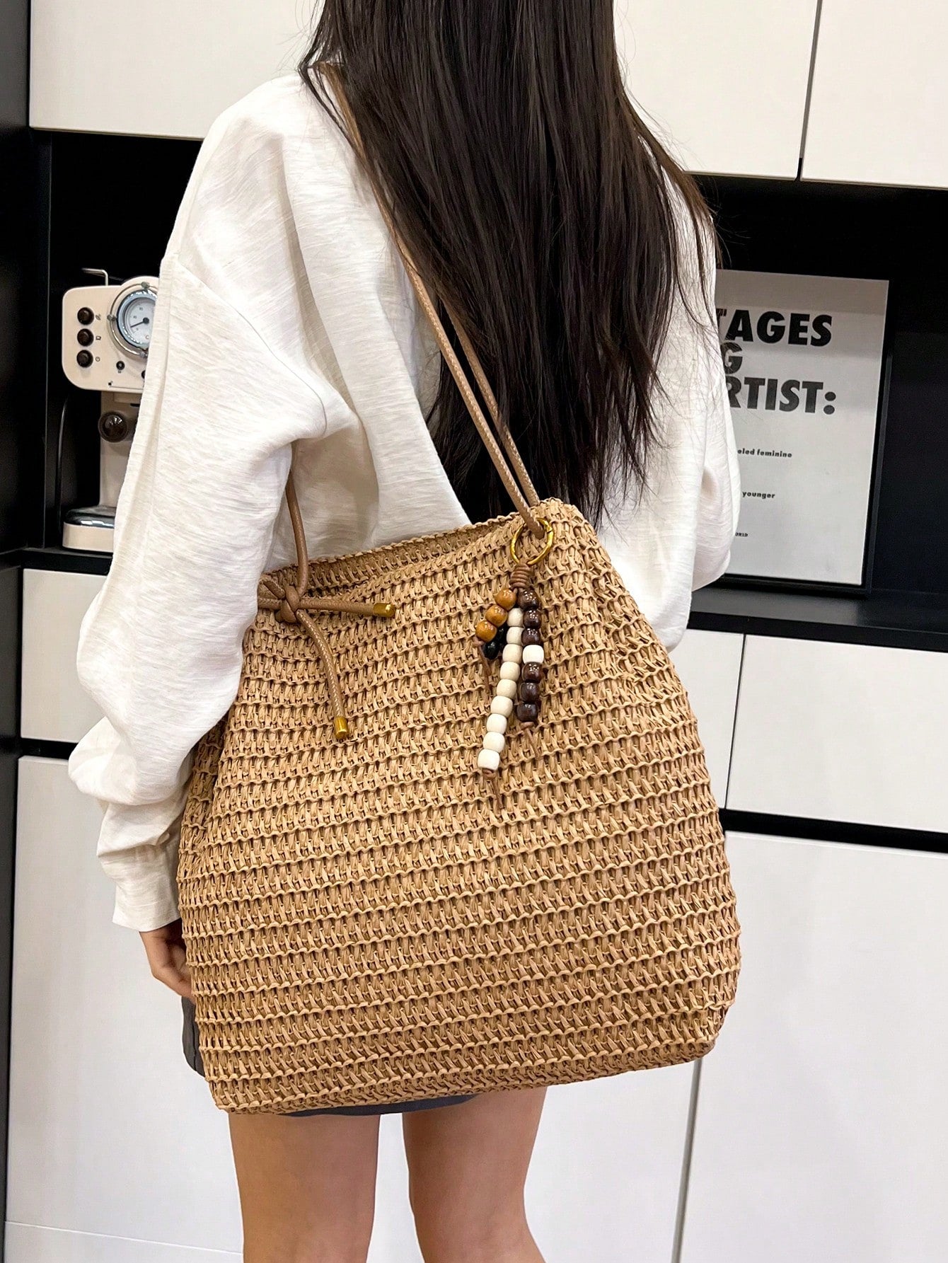 Handwoven Casual Backpack With Pendant, Solid Color Straw Shoulder Strap, Large Capacity Straw Bag, Versatile Shoulder/Tote Bag, 2026 New Women Handbag