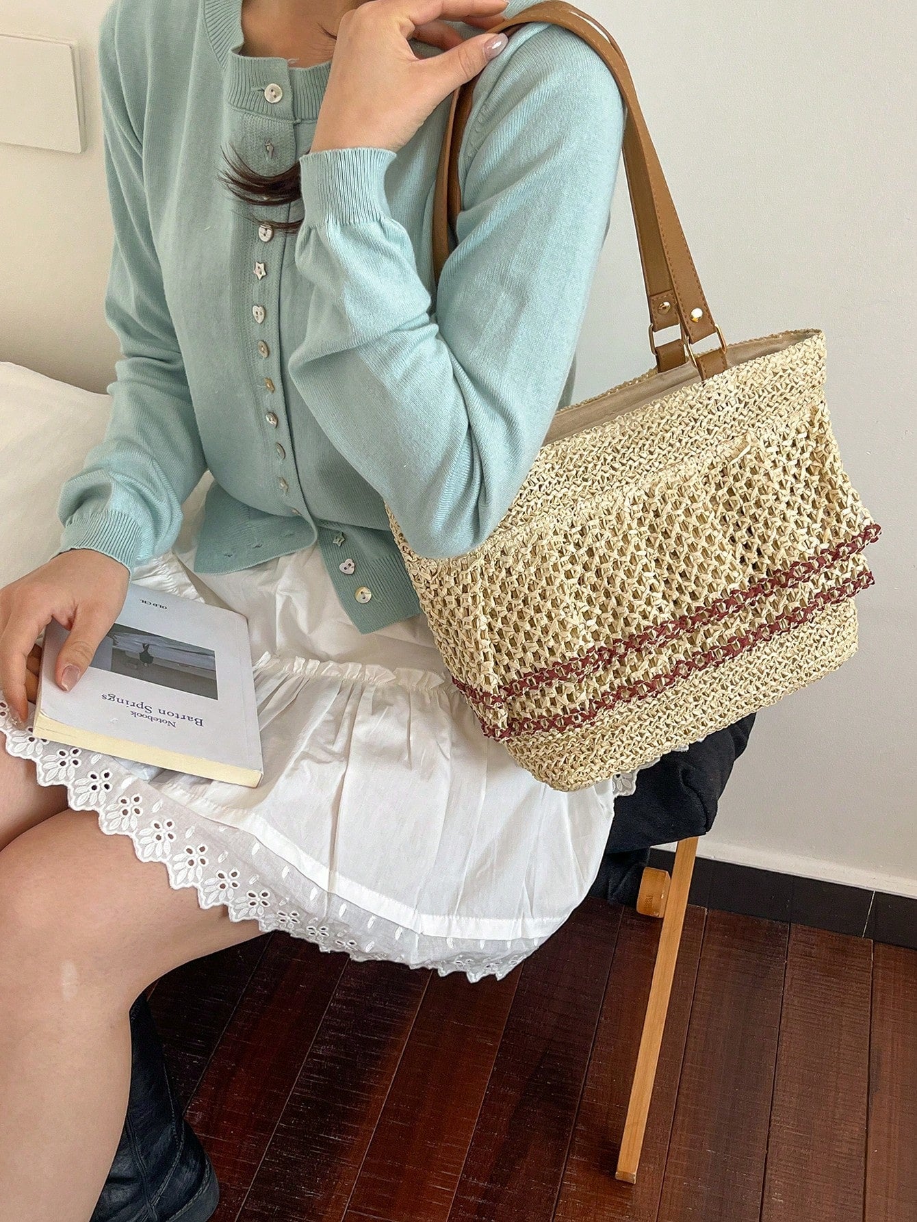 Women's Large Capacity Fashionable Elegant Cute Pleated Straw Shoulder Bag, Suitable For Shopping And Vacation, Beige