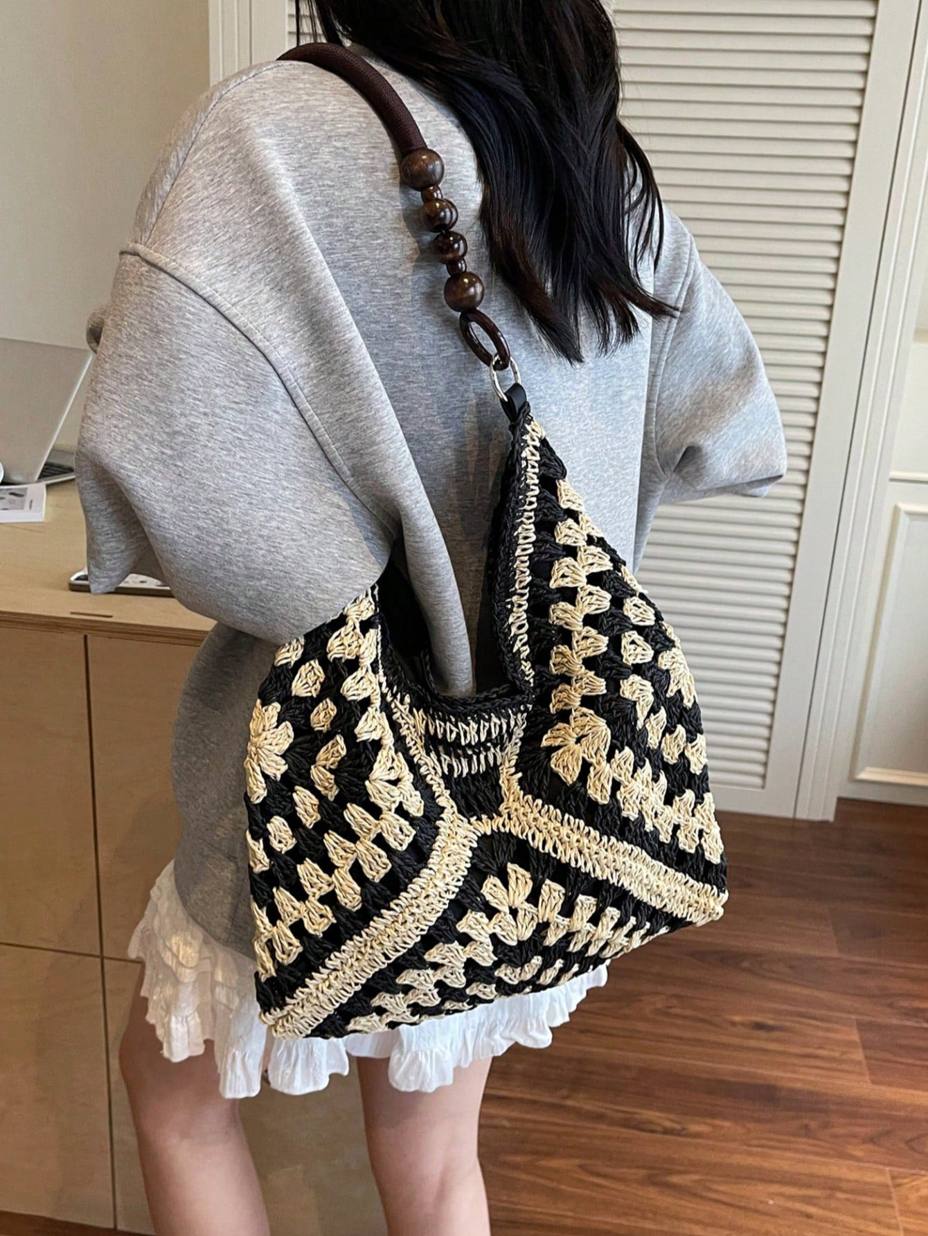 Handmade Crochet Hollow Straw Bag, Patchwork Large Capacity Shoulder Bag, Bohemian Contrast Color Straw Bag, Casual Versatile Women Bag, Slouchy Woven Bag, Summer Beach Vacation Straw Bag, Commute & Travel Dual-Use Women Bag, Can Fit , Gift For Women