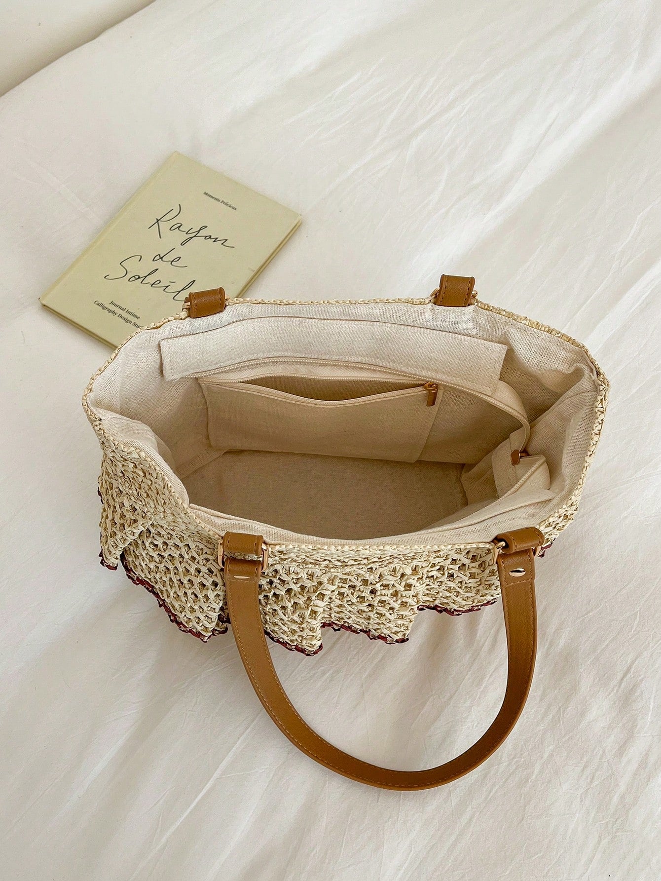 Women's Large Capacity Fashionable Elegant Cute Pleated Straw Shoulder Bag, Suitable For Shopping And Vacation, Beige